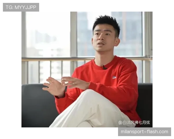 郑思维赛场像教科书,私下朋友圈那张豪车和早餐照把我这个穷学生看懵了 郑思维赛场像教科书,私下朋友圈那张豪车和早餐照把我这个穷学生看懵了